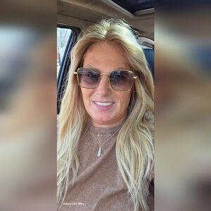 WIGS BY TIFFANY MONGOLIAN REMY HUMAN HAIR 22"-24" CUSTOM COLORED LF WIG SZ: M